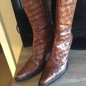 Closing. Final. Donald Pliner Croc Embossed Boots